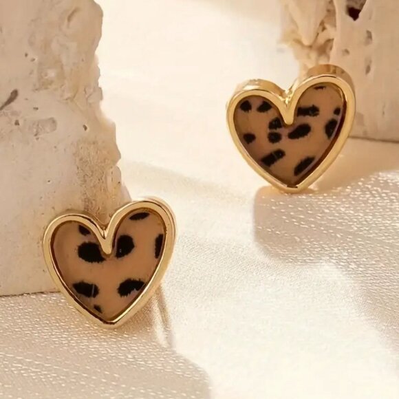 Leopard Print Heart Earrings - Picture 2 of 5